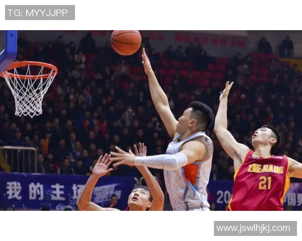 新疆广汇与广东篮球对决直播精彩瞬间全程回顾与分析